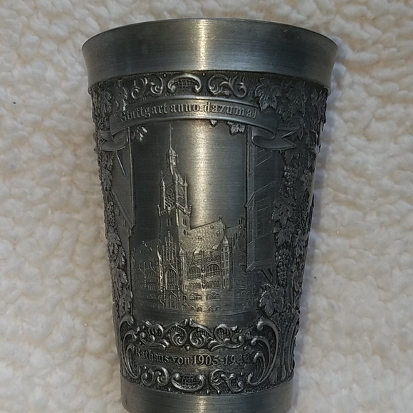 Royal Selangor Pewter tumbler - Picture 2 of 4